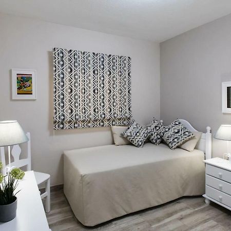 Marine & Coastal Lifestyle: Sea, Sun And Beach El Medano  Exterior photo